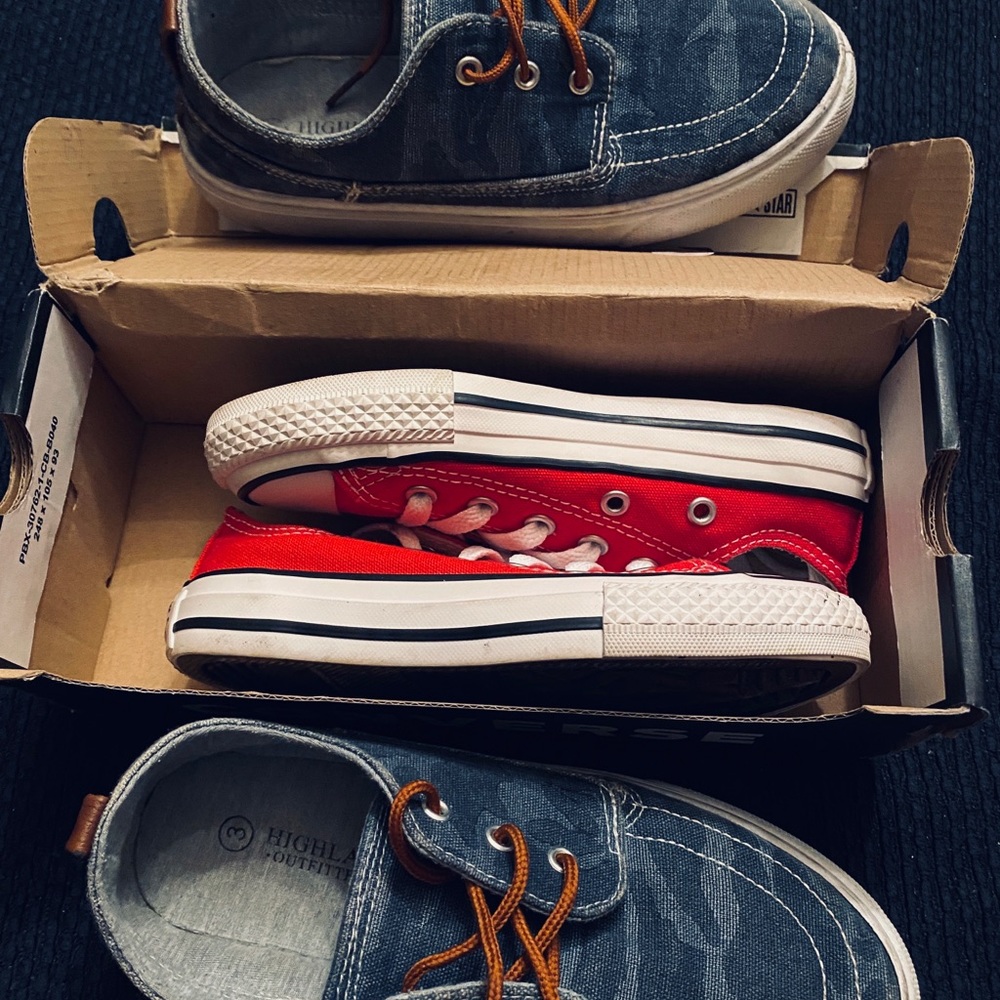 Converse Bundle